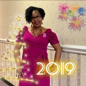 Meet your Posher, Carmela